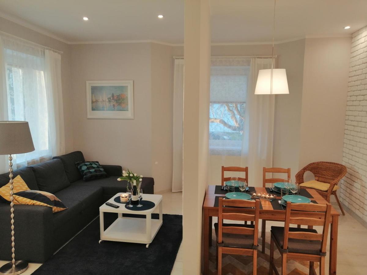 Cicha Przystan - Apartamenty Wyspa Solna Kołobrzeg Exteriör bild